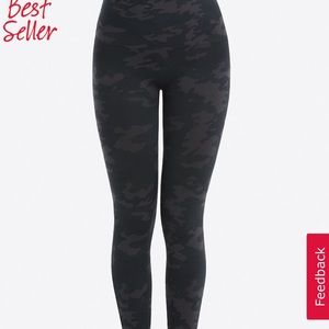 Seamless blue cameo Spanx leggings